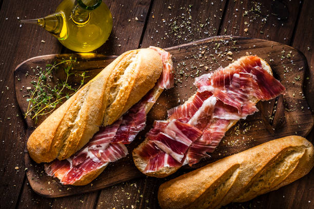 Bocadillo de jamón con aceite