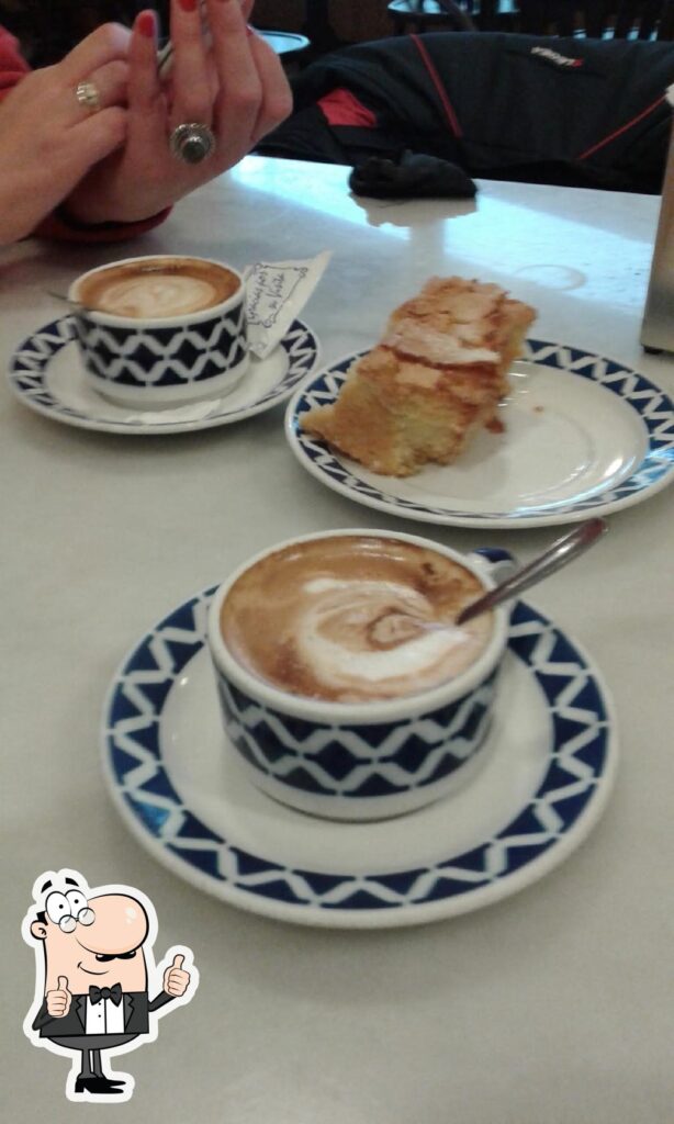 Café y bica desayuno bar